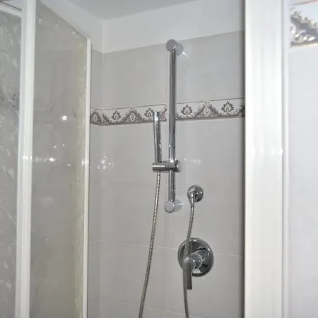 Appartement Casalina - With Private Parking And Balcony