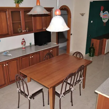 Casalina - With Private Parking And Balcony Appartement Matera